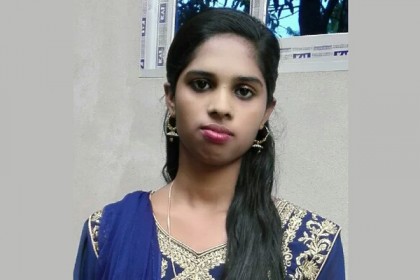 ডাকাত দলের হাতে ছাত্রী খুন, মা-ভাইকে কুপিয়ে জখম