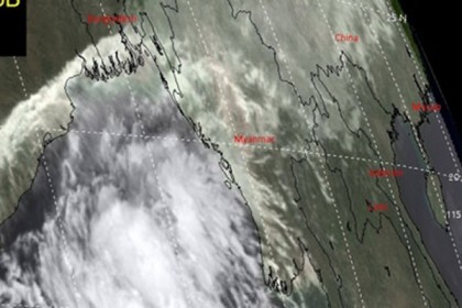 ঘূর্ণিঝড় ‘তিতলি’; মধ্যরাতে আঘাত হানার আশঙ্কা
