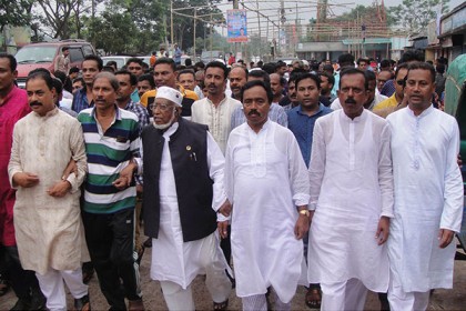 বাগেরহাটে আওয়ামী লীগের আনন্দ মিছিল