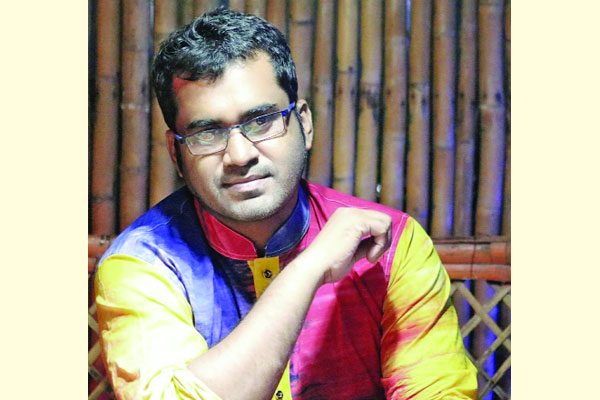 সৈকতের ‘রস’ ও ‘মানুষ’