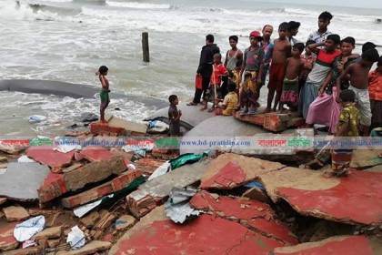 শাহপরীর দ্বীপের শতাধিক বাড়ি-ঘর সাগরে বিলীন