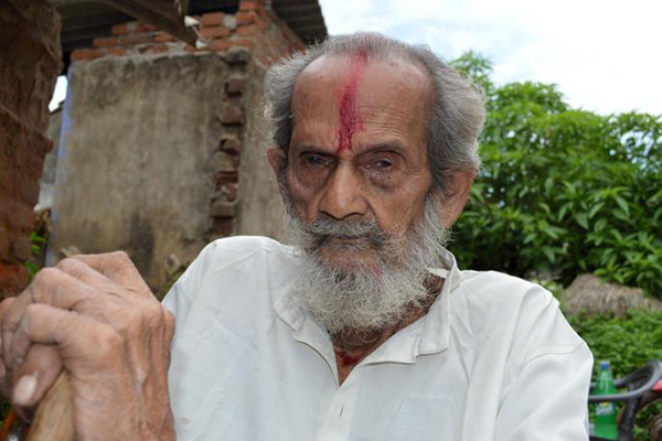 এই রাজার শেষ জীবন কেটেছিল ভিখারি বেশে! 

