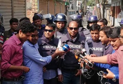 আস্তানায় বেশ কয়েকজন জঙ্গি ও গোলাবারুদ রয়েছে : মনিরুল
