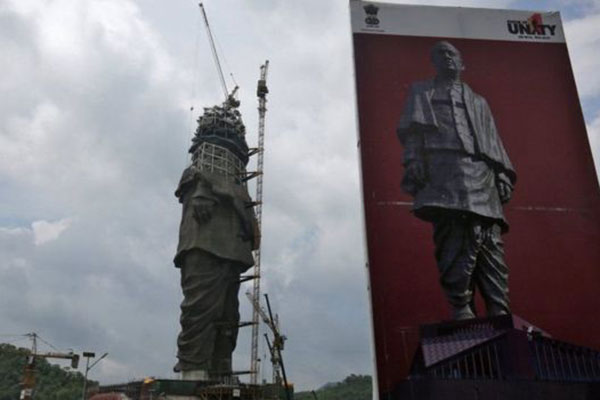 চীনকে হারিয়ে বিশ্বের সবচেয়ে উঁচু ভাস্কর্য ভারতের