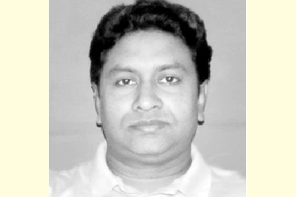 মানুষ ভজলে সোনার মানুষ হবি