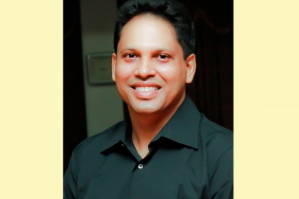 দেবী দুর্গাকে নিয়ে মাহবুবুল এ খালিদের গান