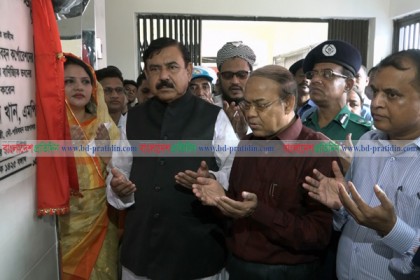 জনগণ এই ঐক্য তাসের ঘরের মতো চূর্ণবিচূর্ণ করে দেবে: নৌমন্ত্রী 
