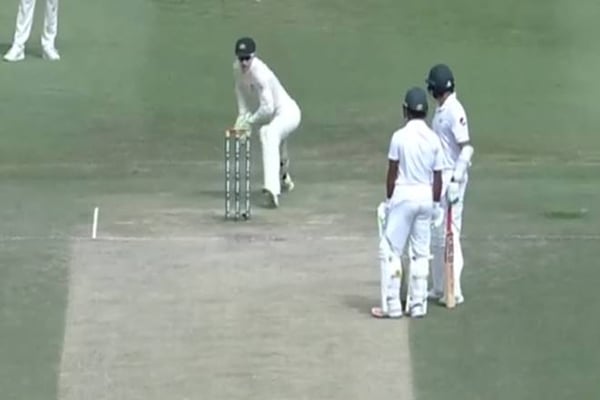 ক্রিকেটের কিছু 'অদ্ভুত' রান আউট