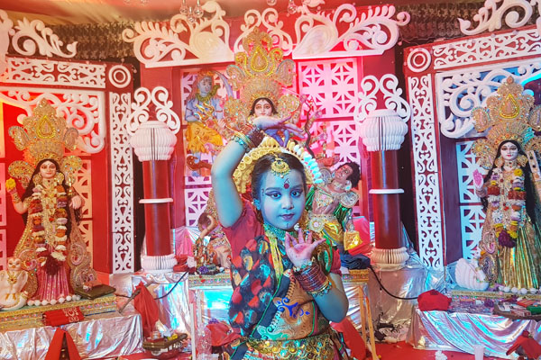 ইতালিতে বিজয়া দশমীর মধ্য দিয়ে শারদীয় দুর্গা পূজা সমাপ্ত 