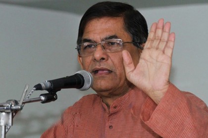 সরকারকে সোজা পথে আসার আহবান মির্জা ফখরুলের