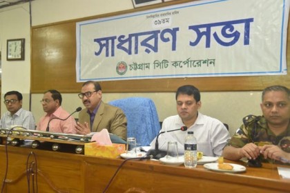 অবৈধ রিকশার লাইসেন্স নবায়ন করতে হবে  

