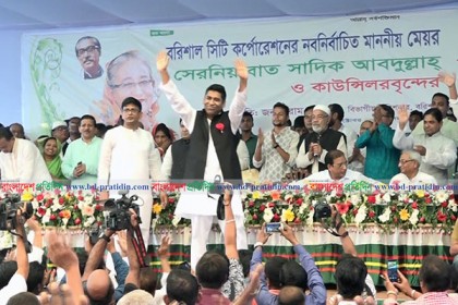 পয়সা নেব না, অন্যের দুর্নীতিও সহ্য করব না : মেয়র সাদিক