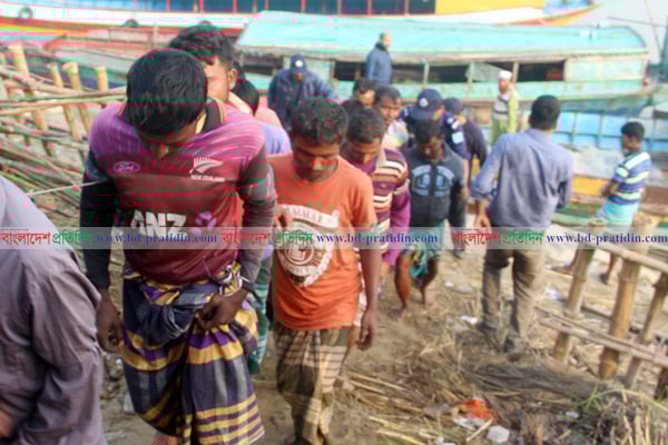 মা ইলিশ শিকার করায় ২৬ জেলের কারাদণ্ড