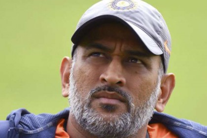 ভারতের লোকসভা নির্বাচনে বিজেপির সেরা চমক ধোনি!