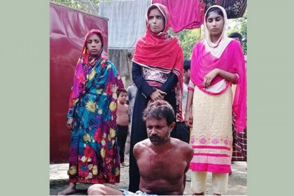তৃতীয় স্ত্রীর কন্যাকে চতুর্থ স্ত্রী দাবি করে আটক ১৩ সন্তানের বাবা