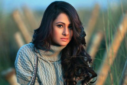 ডেঙ্গু জ্বরে আক্রান্ত হয়ে হাসপাতালে চিত্রনায়িকা পূর্ণিমা