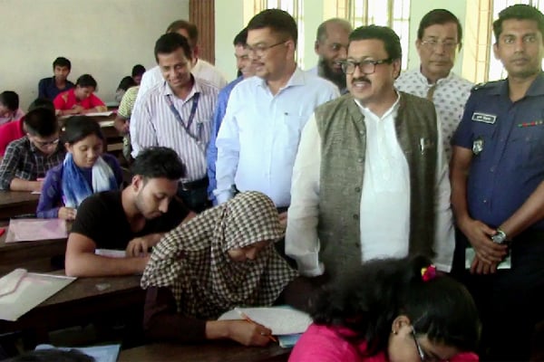 নোয়াখালী বিজ্ঞান ও প্রযুক্তি বিশ্ববিদ্যালয়ে ভর্তি পরীক্ষা শুরু
