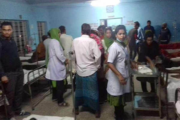 পঞ্চগড়ে সড়ক দুর্ঘটনায় নিহতের সংখ্যা বেড়ে ১০ 