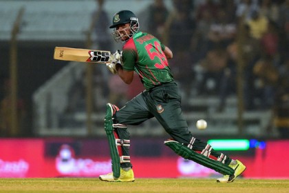 সৌম্যর দুর্দান্ত সেঞ্চুরি