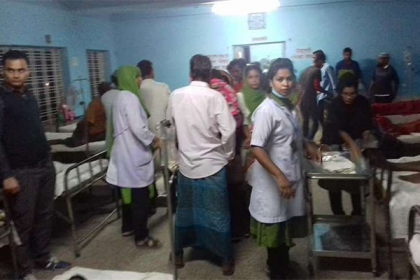 পঞ্চগড়ে সড়ক দুর্ঘটনায় নিহতের সংখ্যা বেড়ে ১০ 