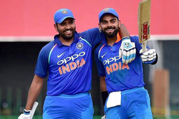 তবে কী রোহিত শর্মা 'অধিনায়ক' কোহলির ঘাড়ে নিঃশ্বাস ফেলছেন?