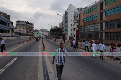 হানিফ ফ্লাইওভারেও যান চলাচলে বাধা