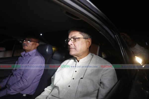 সংলাপ নিয়ে সন্তুষ্ট নই : মির্জা ফখরুল