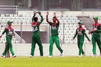 শ্রীলঙ্কাকে হারিয়ে সিরিজে এগিয়ে গেল যুবারা