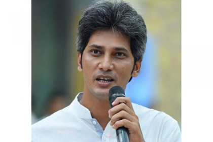 ‘ইভিএম দিয়ে ডিজিটাল ভোট ডাকাতির পাঁয়তারা হচ্ছে’