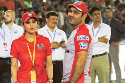 পাঞ্জাব ছেড়েই প্রীতির উদ্দেশে বিস্ফোরক মন্তব্য শেবাগের