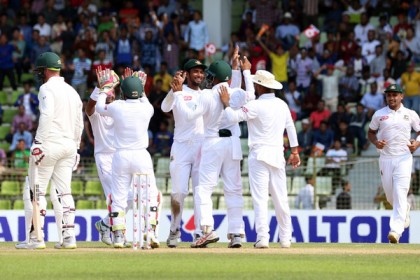 জয়ের জন্য বাংলাদেশের চাই ৩২১ রান