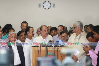 ম্যাজিস্ট্রেসি ক্ষমতা দিয়ে সেনাবাহিনী মোতায়েনের দাবি