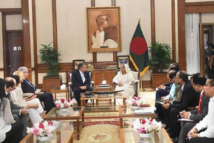 প্রধানমন্ত্রীর সঙ্গে ইউরোপীয় পার্লামেন্টের সদস্যদের সাক্ষাৎ