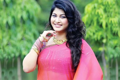 সারিকার ‘ব্রেকিং নিউজ’