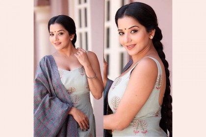 ভাইরাল মোনালিসার নাচের ভিডিও