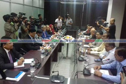 ইসির সঙ্গে যুক্তফ্রন্টের বৈঠক শুরু