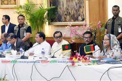 সংলাপে প্রধানমন্ত্রীর নেতৃত্বে ১৪ দলের ১২ জন
