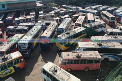 বাস শ্রমিকের ওপর হামলা; রাজশাহী-ঢাকা রুটে বাস চলাচল বন্ধ