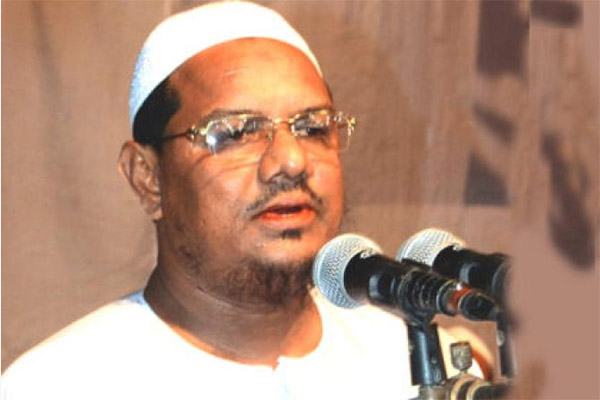 উন্নয়ন করলেও মানুষের মন জয় করতে পারেনি সরকার : চরমোনাই পীর