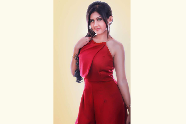 সবকিছুতেই তিনি সু-পরামর্শ দিচ্ছেন: রোদেলা