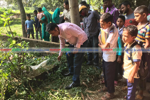 আশুলিয়ায় সড়কের পাশে মস্তকবিহীন ৭ টুকরা লাশ উদ্ধার