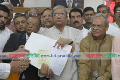 ঠাকুরগাঁও-১ আসনের মনোনয়নপত্র কিনলেন মির্জা ফখরুল