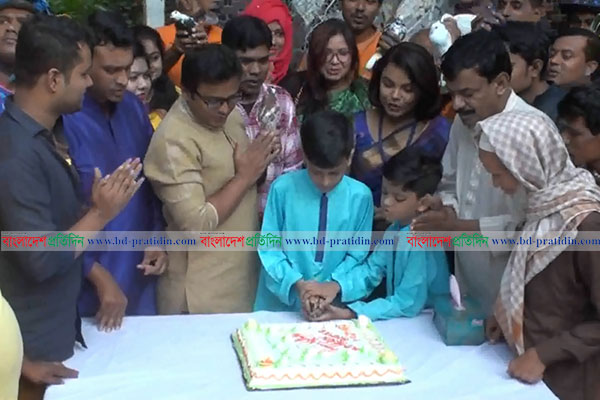 হুমায়ূন আহমেদের জন্মদিনে নুহাশপল্লীতে নানা আয়োজন 