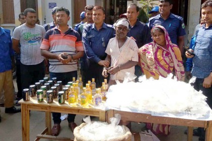 শেরপুরে মদসহ স্বামী-স্ত্রী গ্রেফতার

