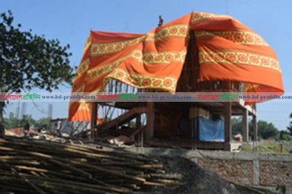 নির্মাণের ৭ দিন পর ভেঙে পড়ল ছাদ!
