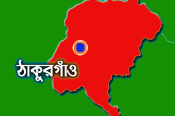 মেয়ে হত্যার বিচার চেয়ে এখন প্রাণের ভয়ে গৃহহীন একটি পরিবার
