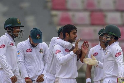 জয়ের সুবাস পাচ্ছে বাংলাদেশ