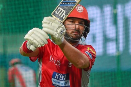 যুবরাজ সিংকে ছেড়ে দিল পাঞ্জাব 