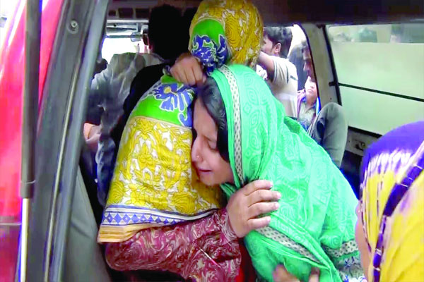 নরসিংদীর চরে আওয়ামী লীগের দুই গ্রুপের সংঘর্ষে নিহত ৪