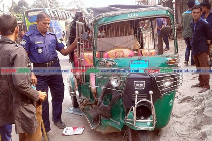 ফুলপুরে সড়ক দুর্ঘটনায় আহত ২